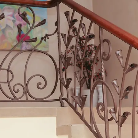 Pazaislis Park מלון