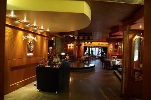 Ξενοδοχείο Pazaislis Park 4*